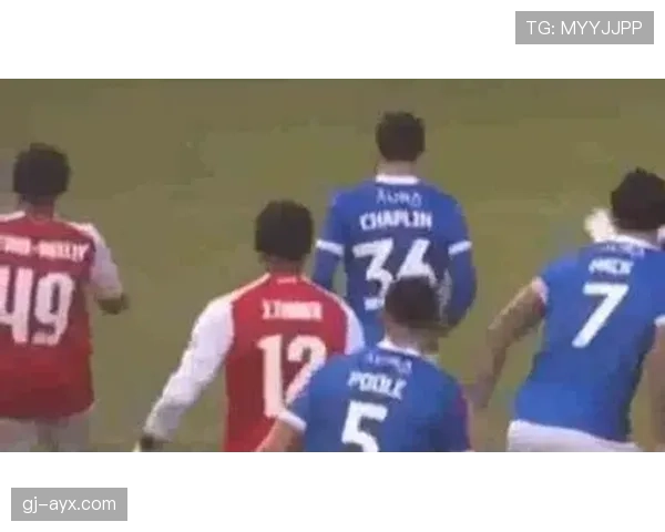 乌拉圭队定位球战术显威力，精妙配合持续提升赛场竞争力